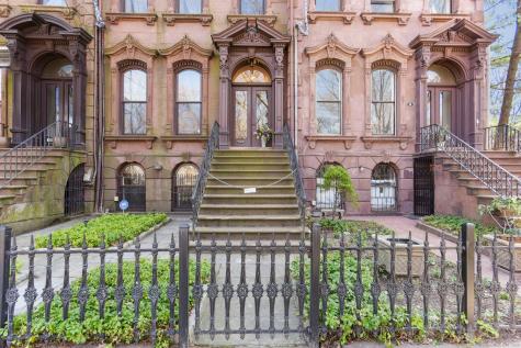 560 Chapel Street New Haven CT 06511