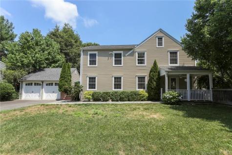 927 Mill Plain Road Fairfield CT 06824