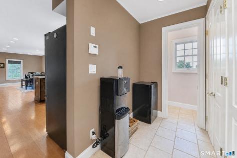 42-B Great Ring Road Newtown CT 06482