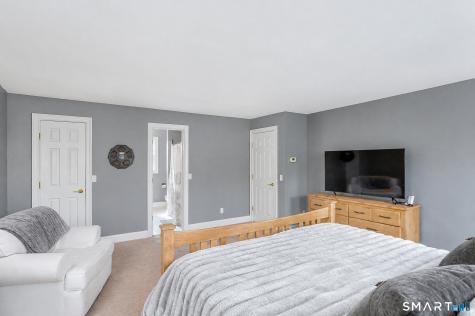 42-B Great Ring Road Newtown CT 06482