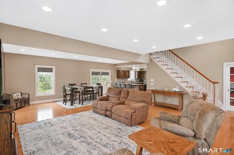 42-B Great Ring Road Newtown CT 06482