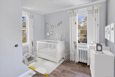 374 Mapledale Place Bridgeport CT 06610