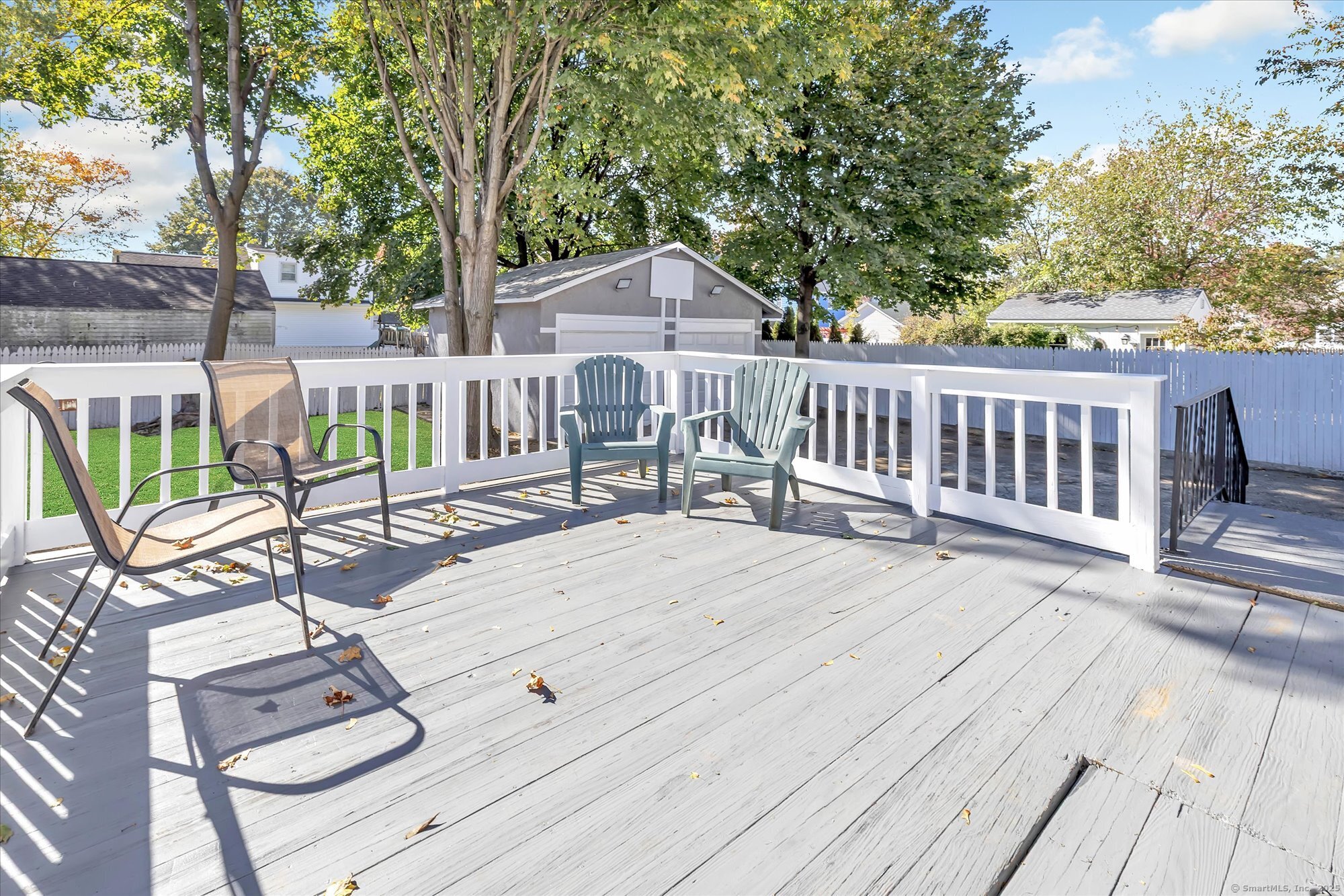 374 Mapledale Place Bridgeport CT 06610