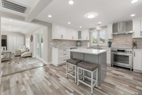 56 Columbus Avenue Old Lyme CT 06371