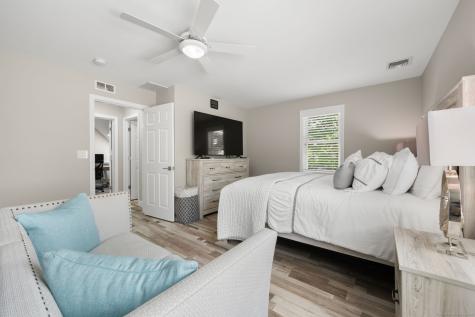 56 Columbus Avenue Old Lyme CT 06371