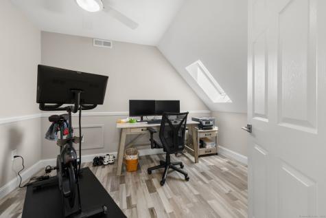 56 Columbus Avenue Old Lyme CT 06371