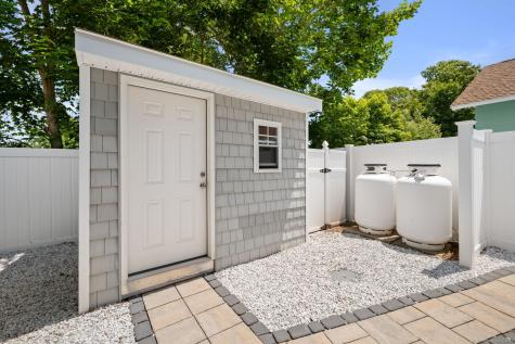 56 Columbus Avenue Old Lyme CT 06371