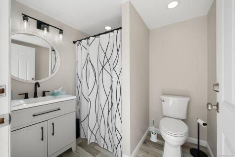 56 Columbus Avenue Old Lyme CT 06371