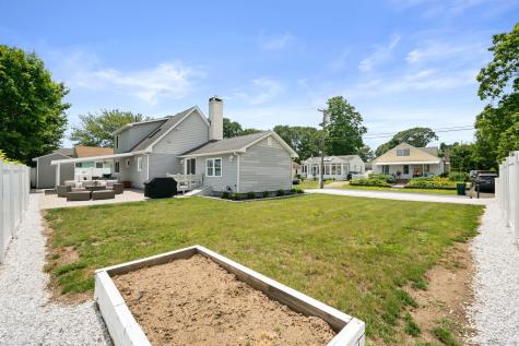 56 Columbus Avenue Old Lyme CT 06371