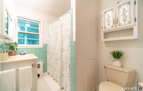 1 Gamma Avenue Old Lyme CT 06371
