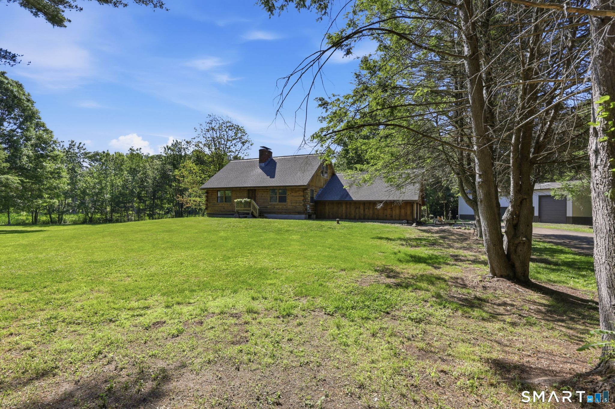 174 South Grand Street Suffield CT 06093