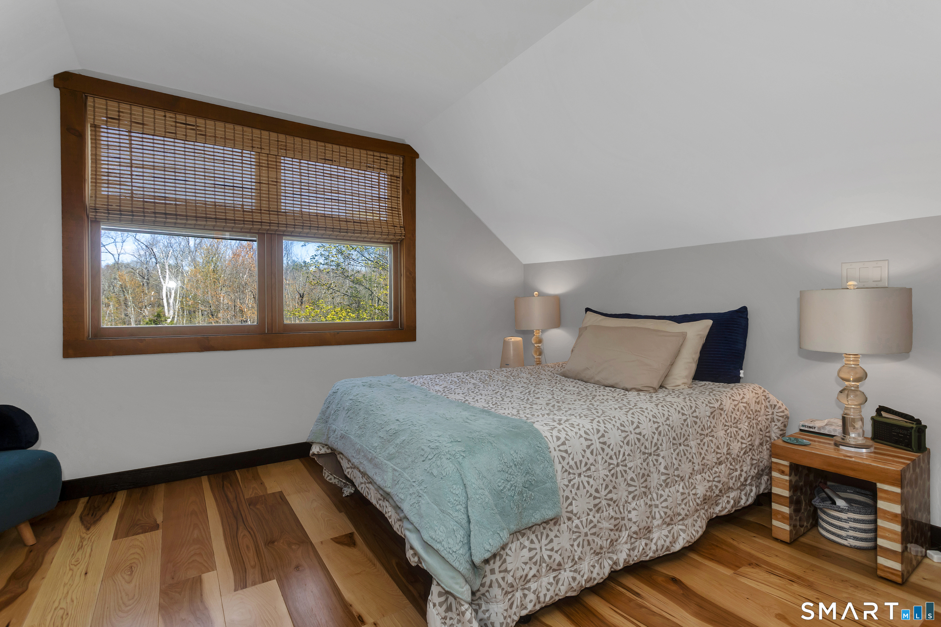 174 South Grand Street Suffield CT 06093