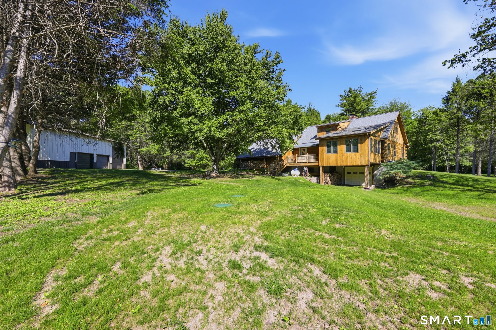 174 South Grand Street Suffield CT 06093