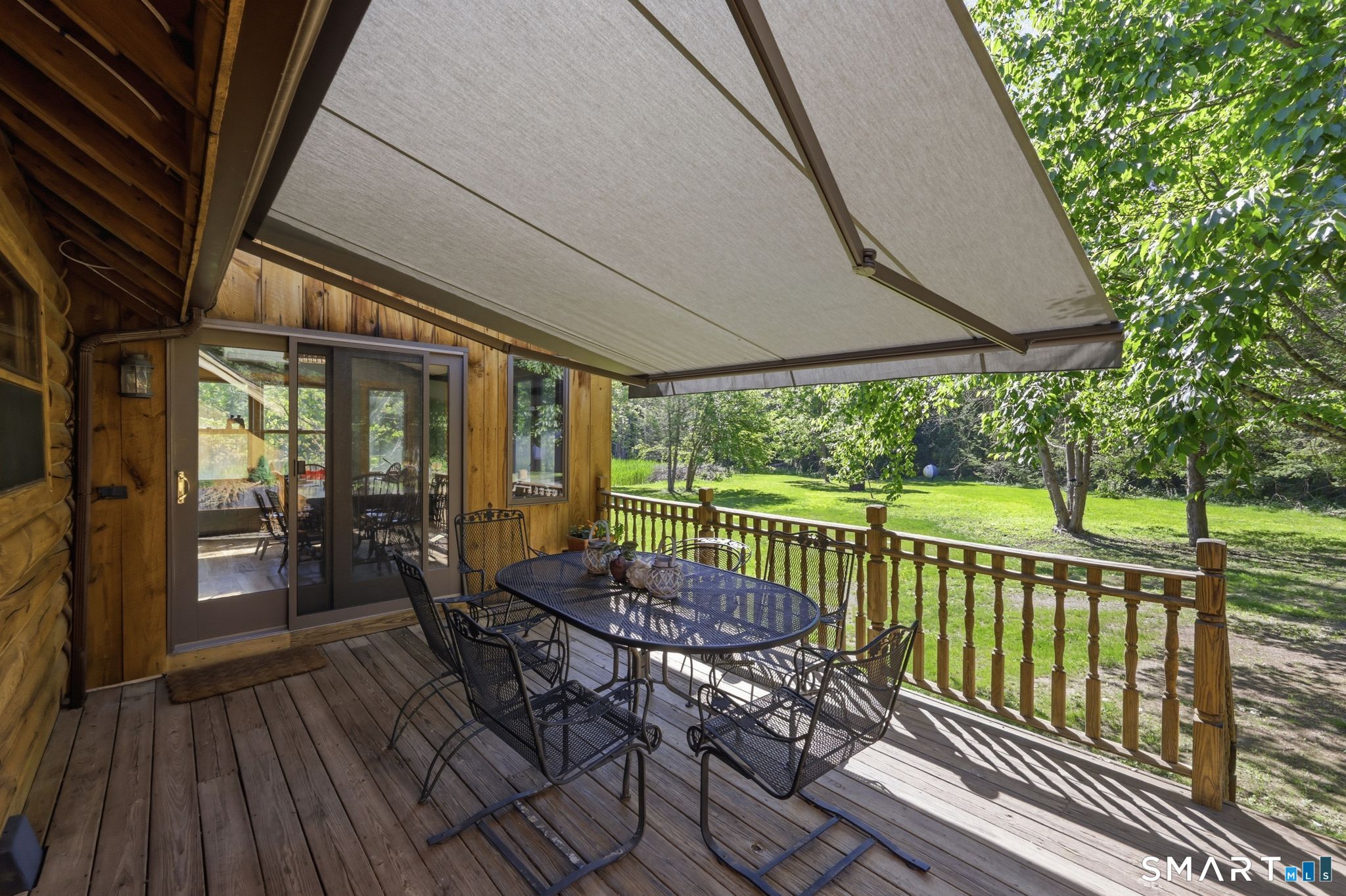 174 South Grand Street Suffield CT 06093