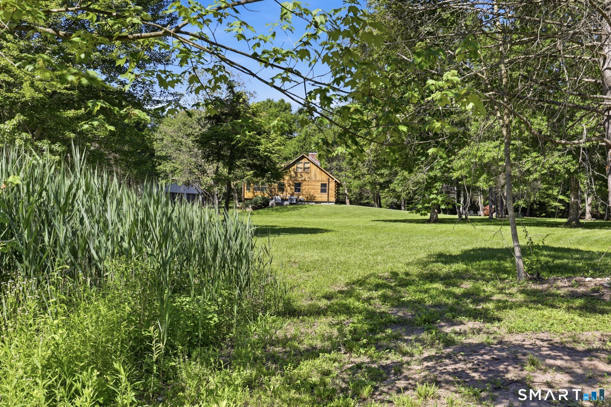 174 South Grand Street Suffield CT 06093