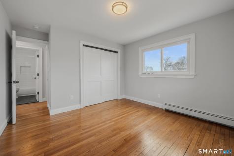 1092 Ocean Avenue New London CT 06320
