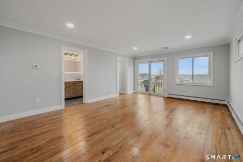 1092 Ocean Avenue New London CT 06320
