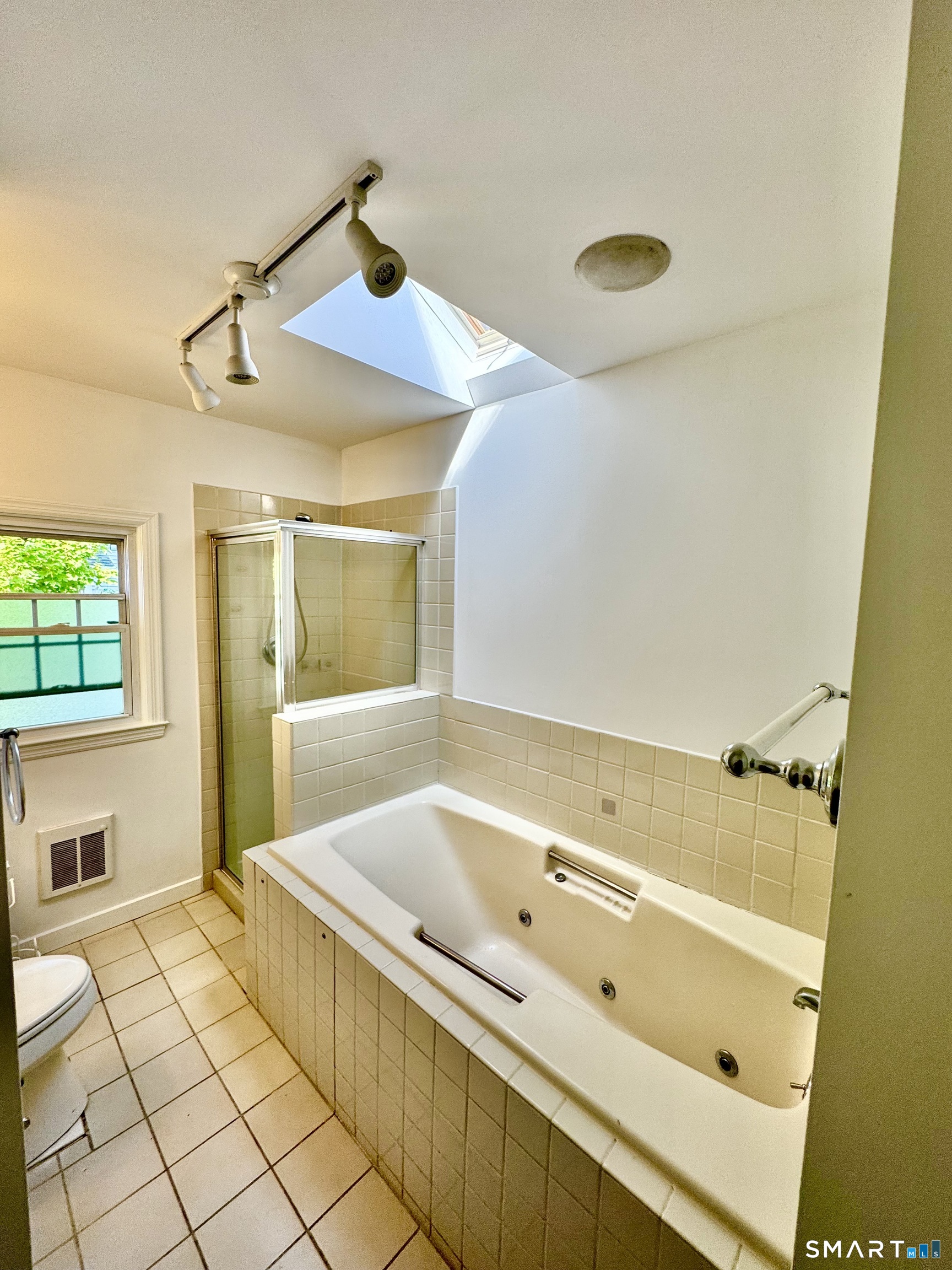 15 Thames Street Norwalk CT 06851