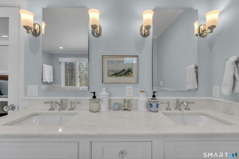 11 Silo Hill Madison CT 06443