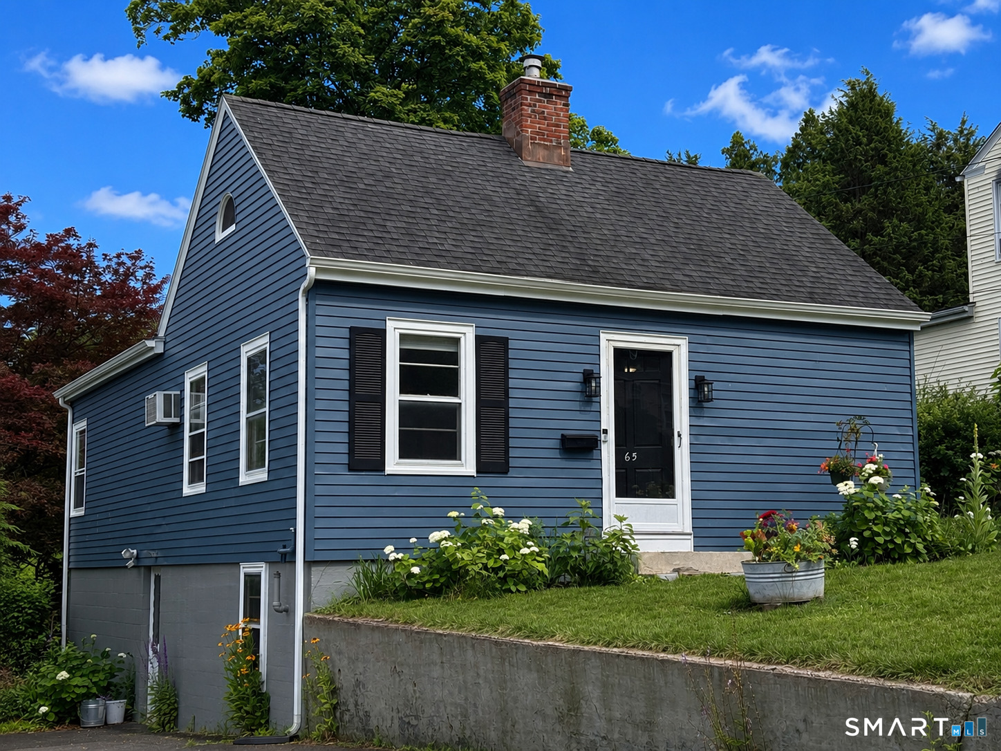 65 Deerfield Avenue Middletown CT 06457