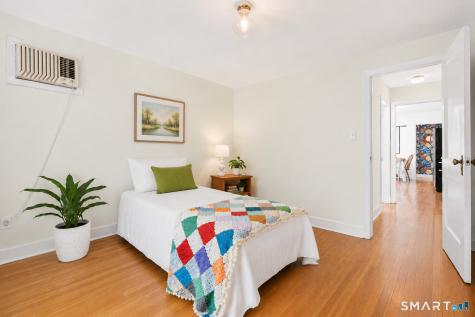 65 Deerfield Avenue Middletown CT 06457