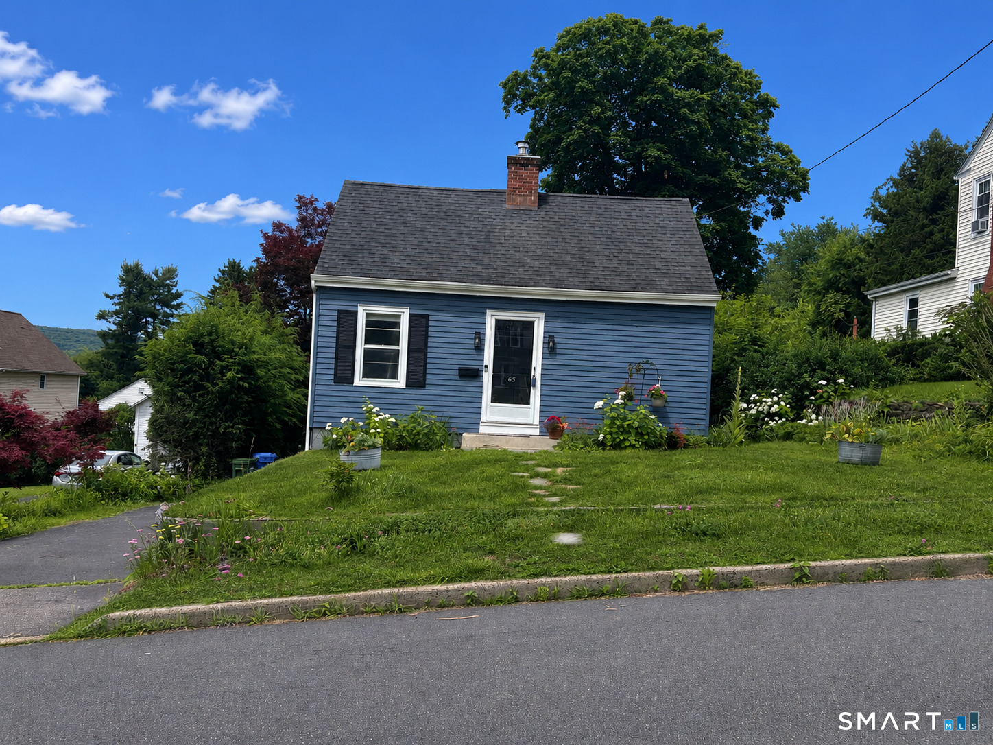 65 Deerfield Avenue Middletown CT 06457