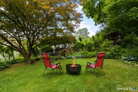 65 Deerfield Avenue Middletown CT 06457