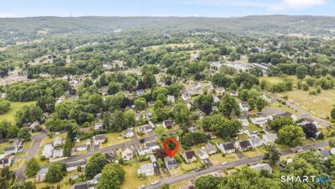 65 Deerfield Avenue Middletown CT 06457