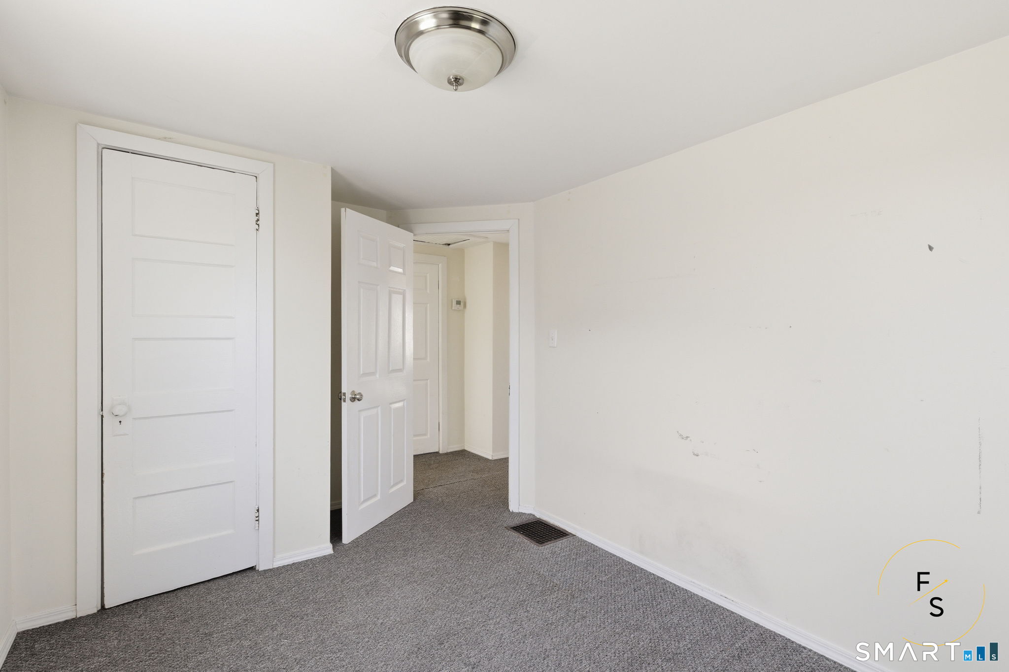32 Lawrence Avenue Milford CT 06460
