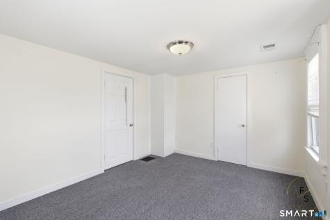 32 Lawrence Avenue Milford CT 06460