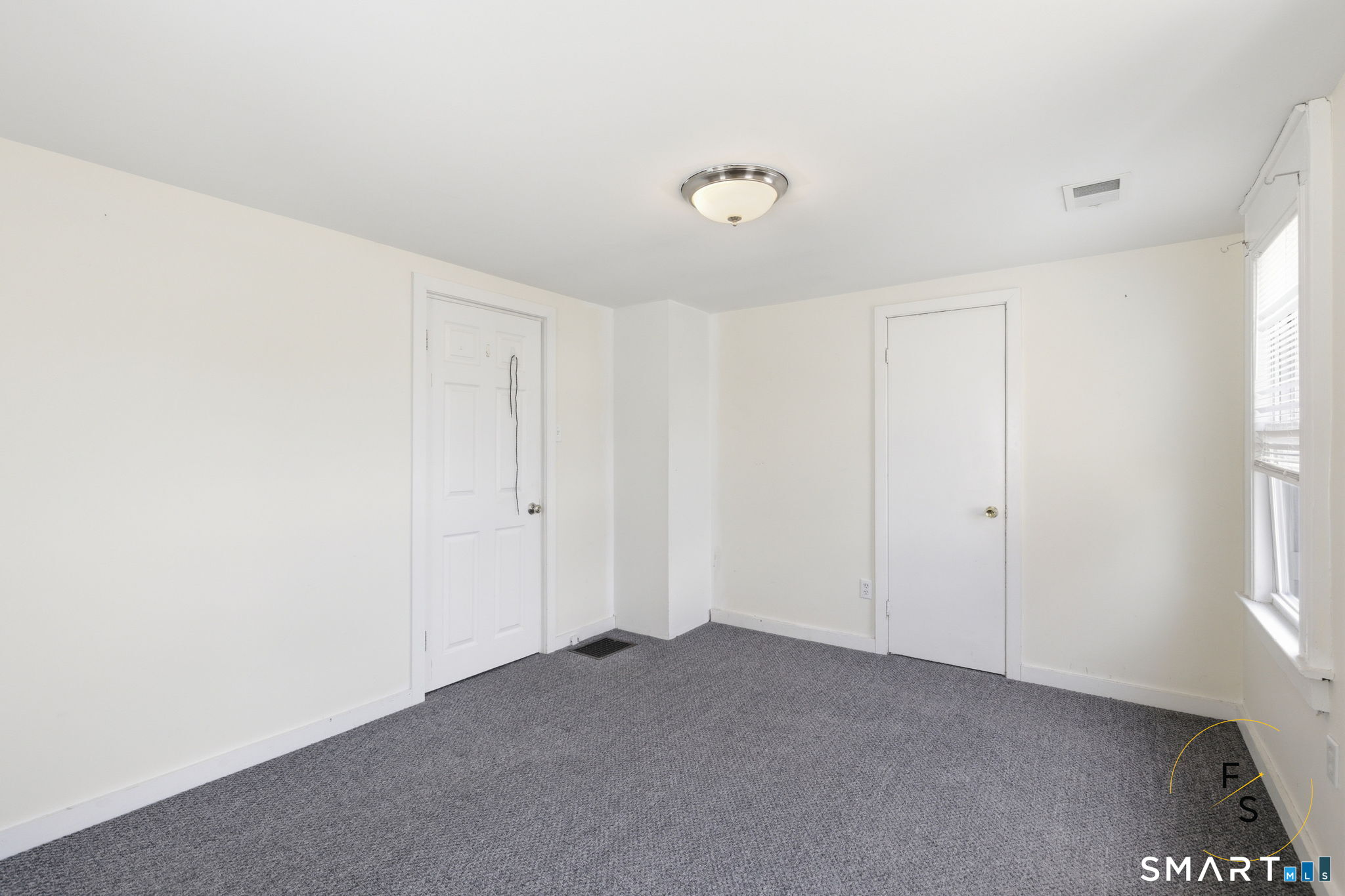 32 Lawrence Avenue Milford CT 06460