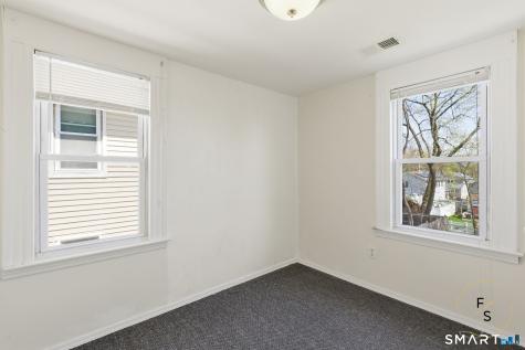 32 Lawrence Avenue Milford CT 06460