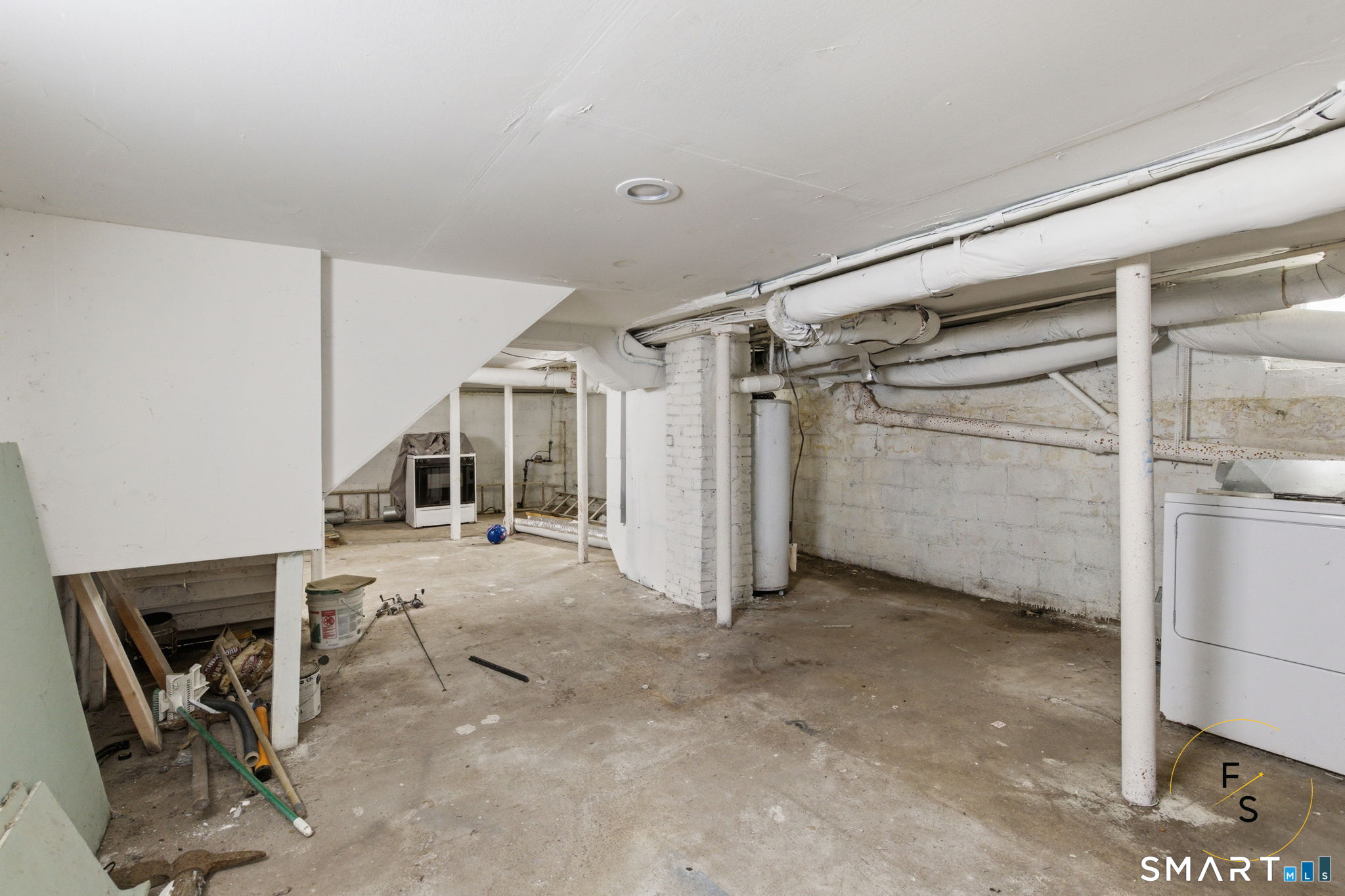 32 Lawrence Avenue Milford CT 06460
