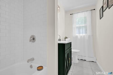 31 Hollow Brook Road Windsor CT 06095
