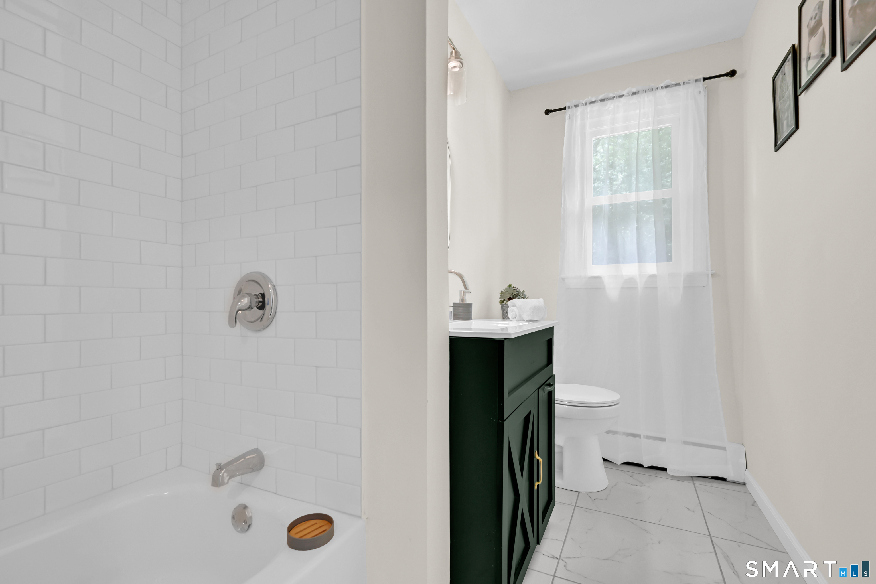 31 Hollow Brook Road Windsor CT 06095