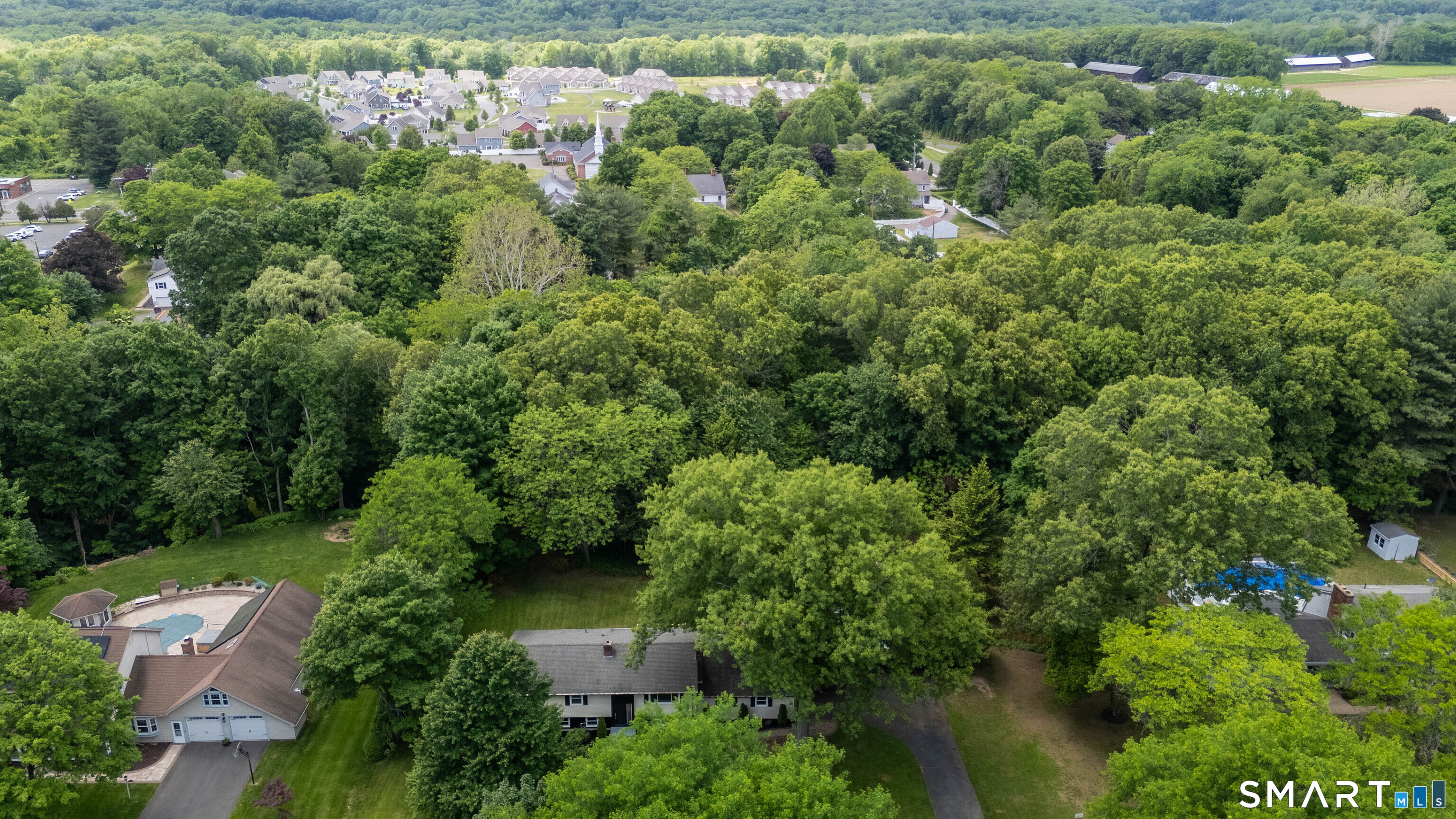 31 Hollow Brook Road Windsor CT 06095