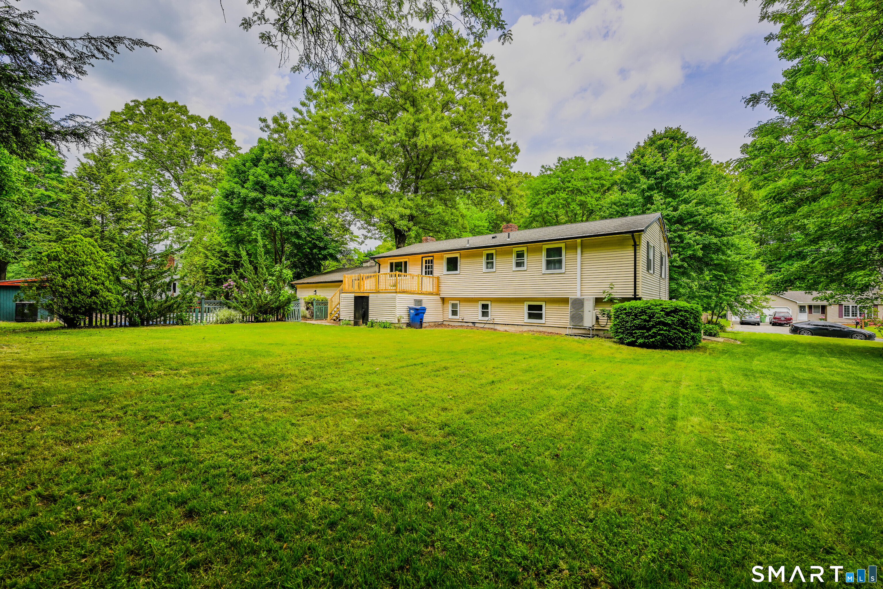 31 Hollow Brook Road Windsor CT 06095