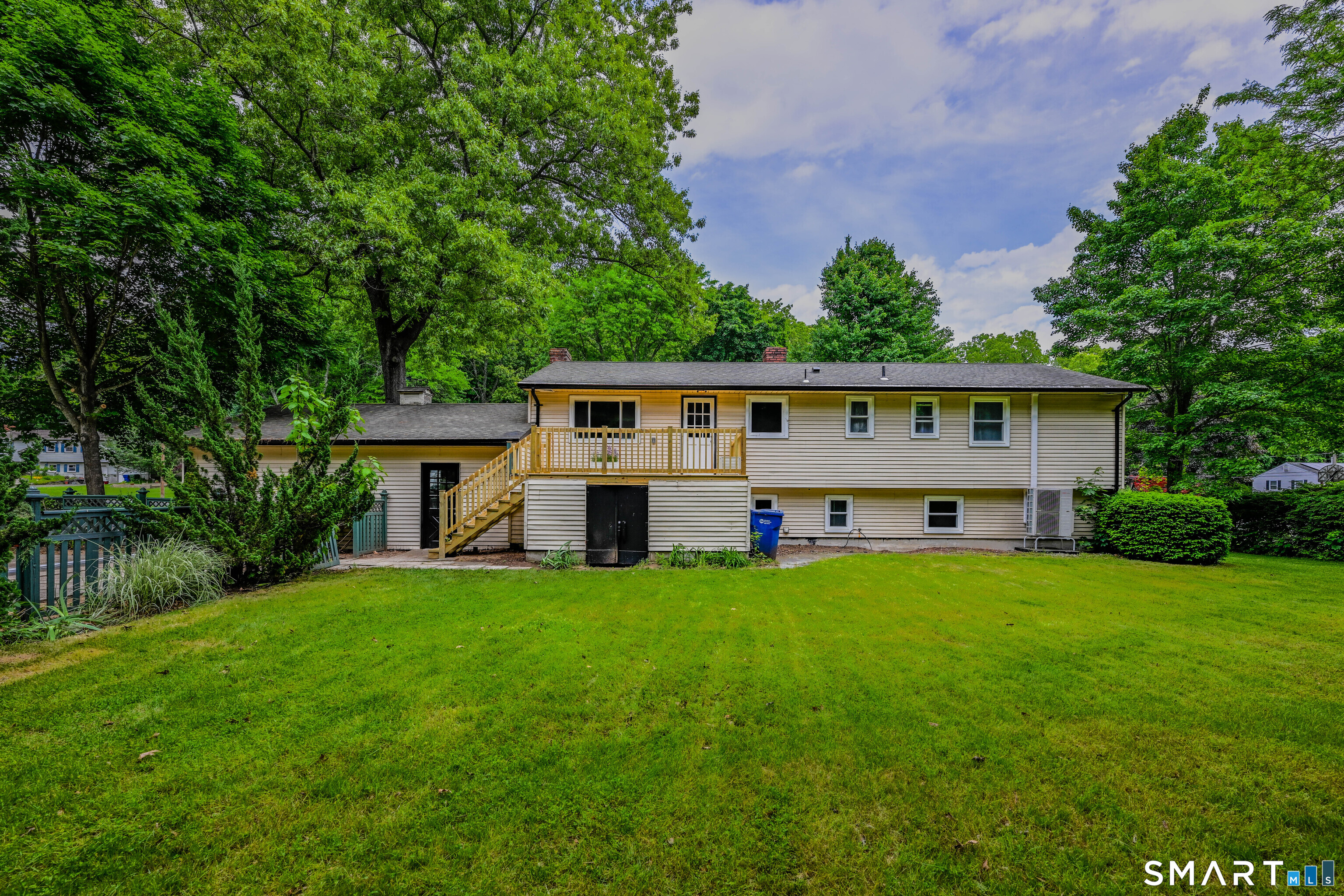 31 Hollow Brook Road Windsor CT 06095