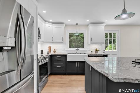 31 Hollow Brook Road Windsor CT 06095