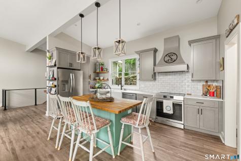 20 Reynolds Road Danbury CT 06811