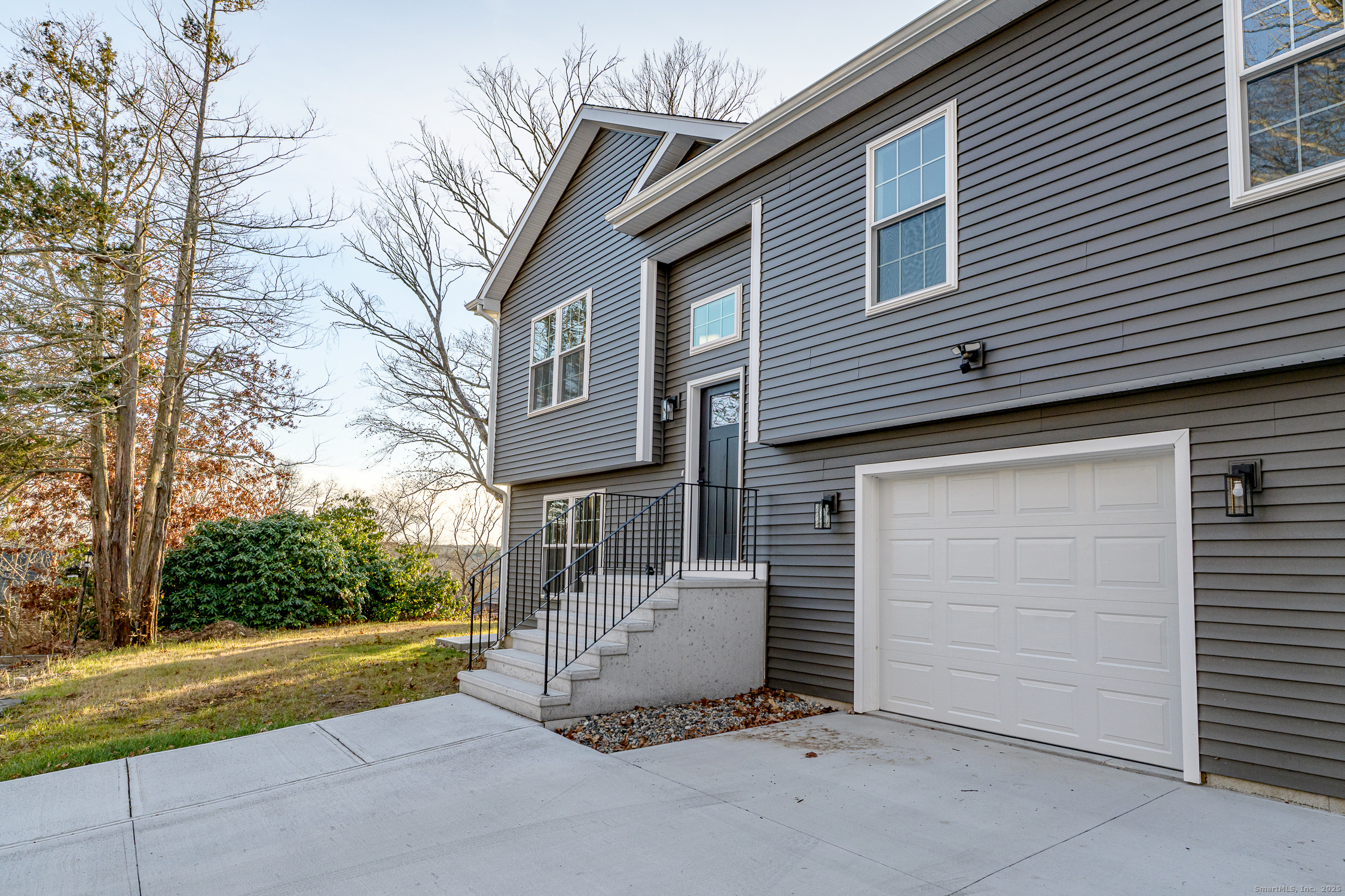 6 Prospect Street Putnam CT 06260