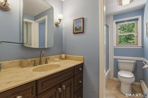 145 Peddlers Road Guilford CT 06437