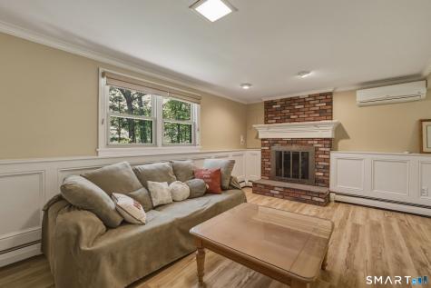 145 Peddlers Road Guilford CT 06437