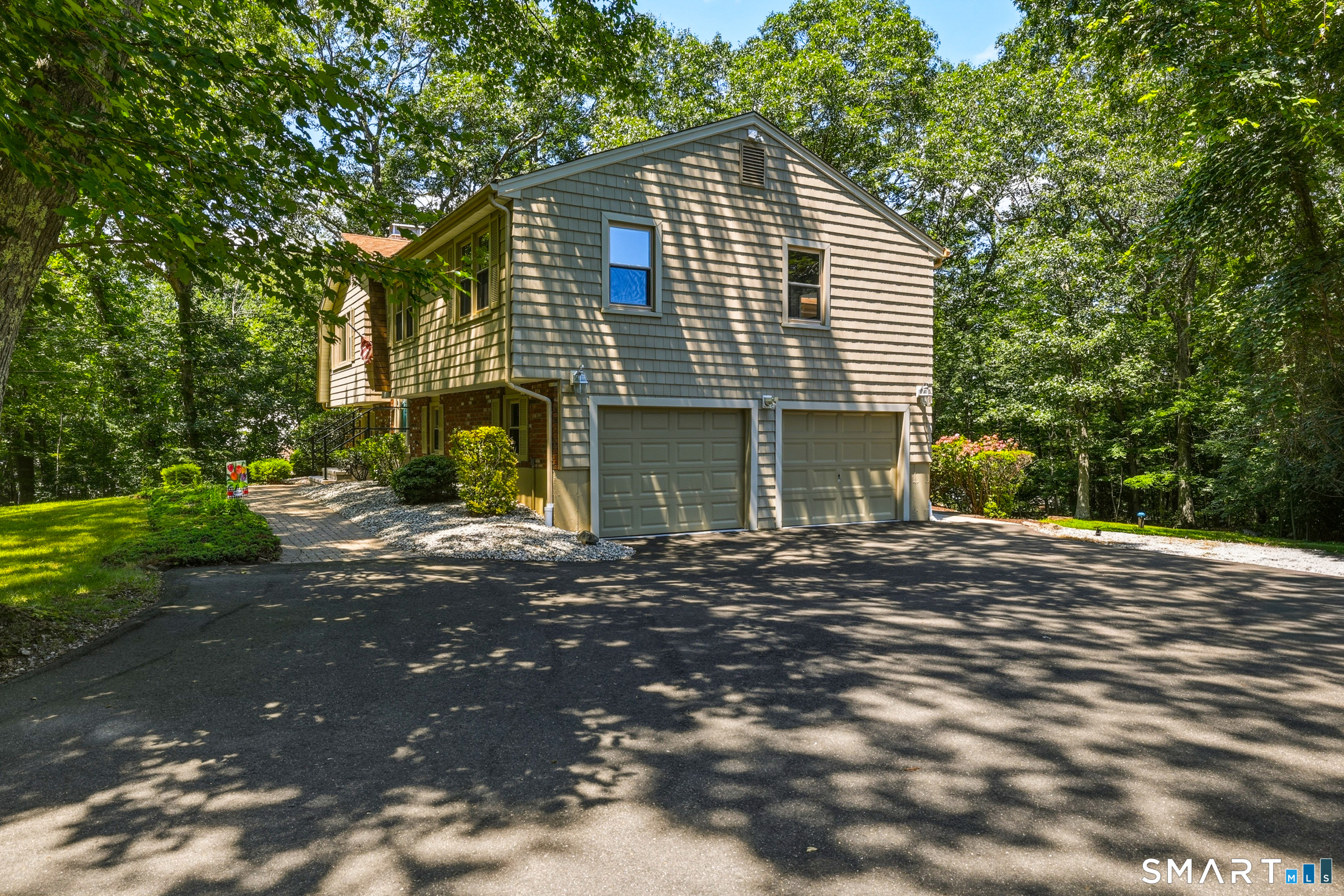 145 Peddlers Road Guilford CT 06437