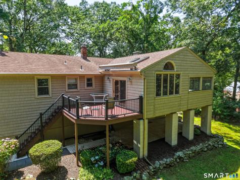 145 Peddlers Road Guilford CT 06437