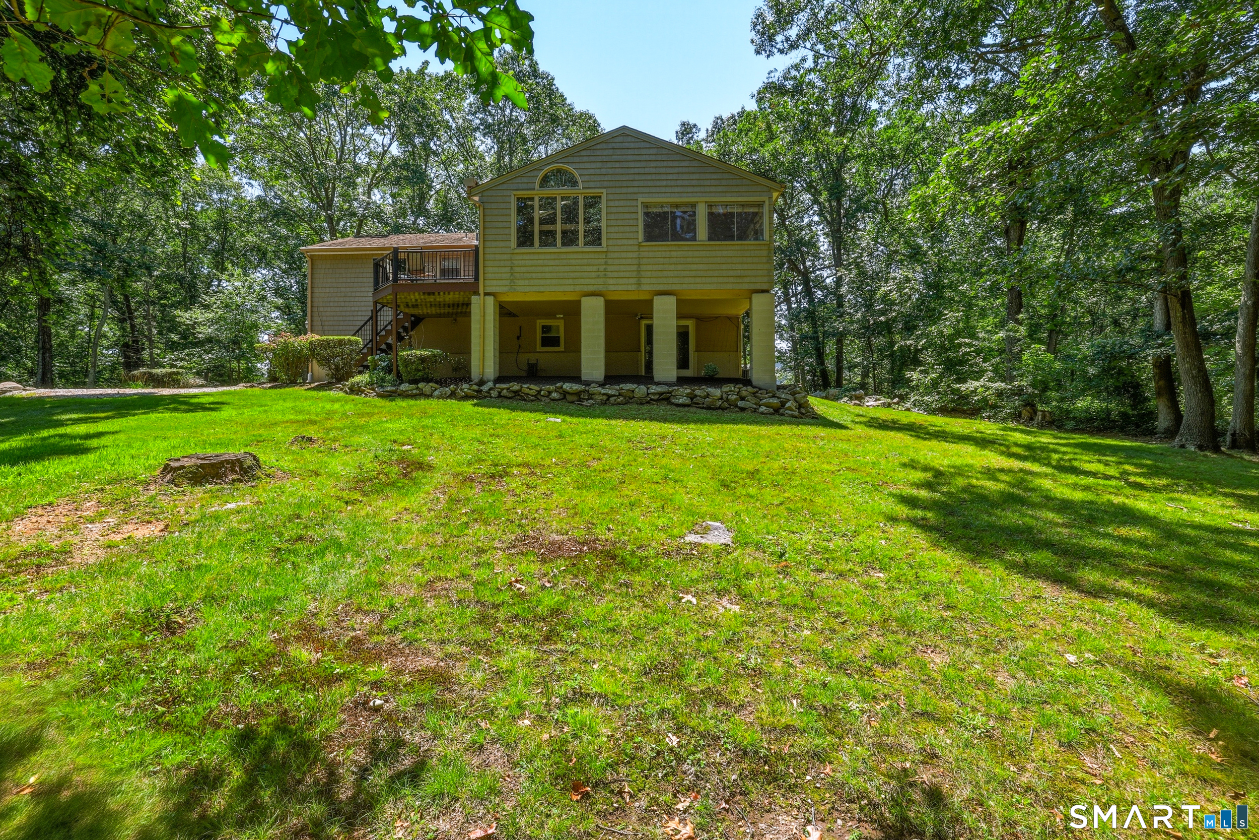 145 Peddlers Road Guilford CT 06437