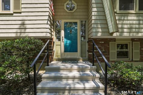 145 Peddlers Road Guilford CT 06437
