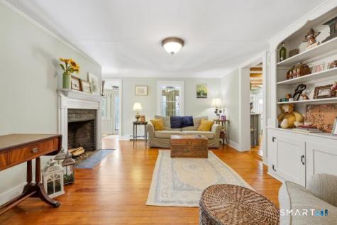 402 Boston Street Guilford CT 06437