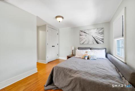 402 Boston Street Guilford CT 06437