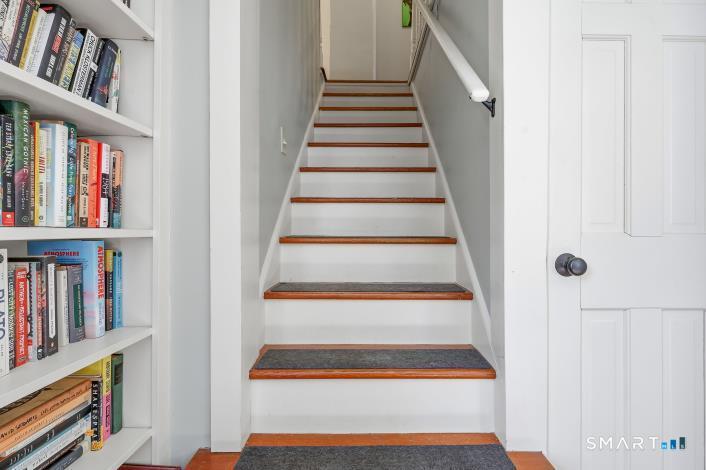 402 Boston Street Guilford CT 06437